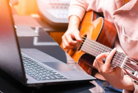 Online Guitar Lesson Cost